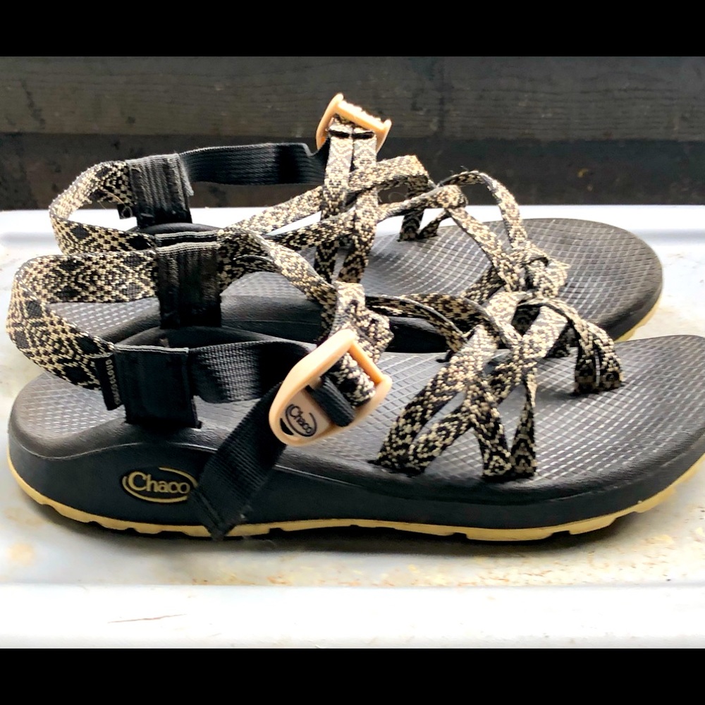 Chaco Z Eddy X2 Women’s Black/White Sport Sandals Size W9